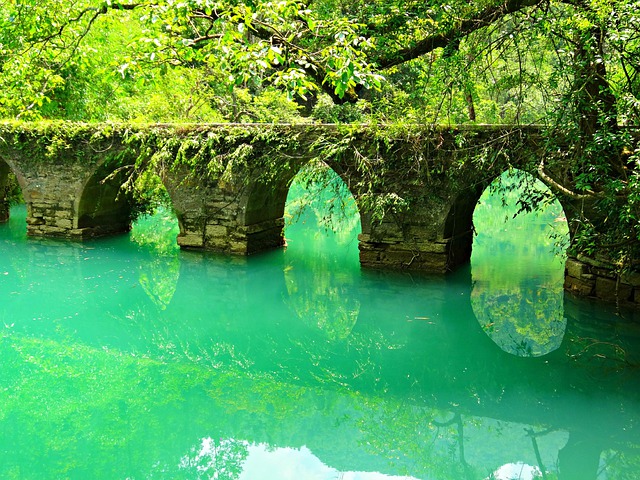 桥 水面