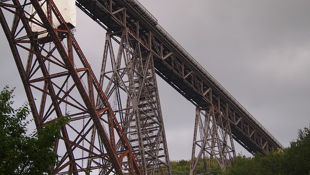 mungstener-bridge-g6ae89f1e5_640.jpg